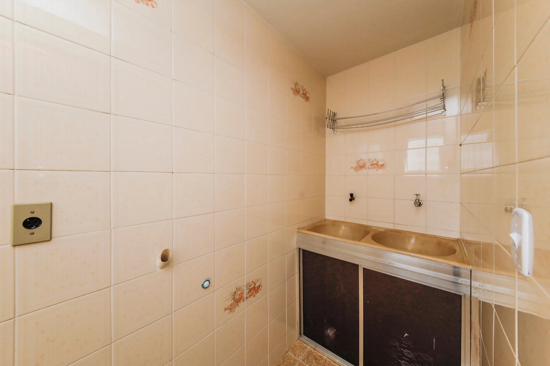 Edifício Guarujá - Apartamento 2 Quartos - Cascatinha